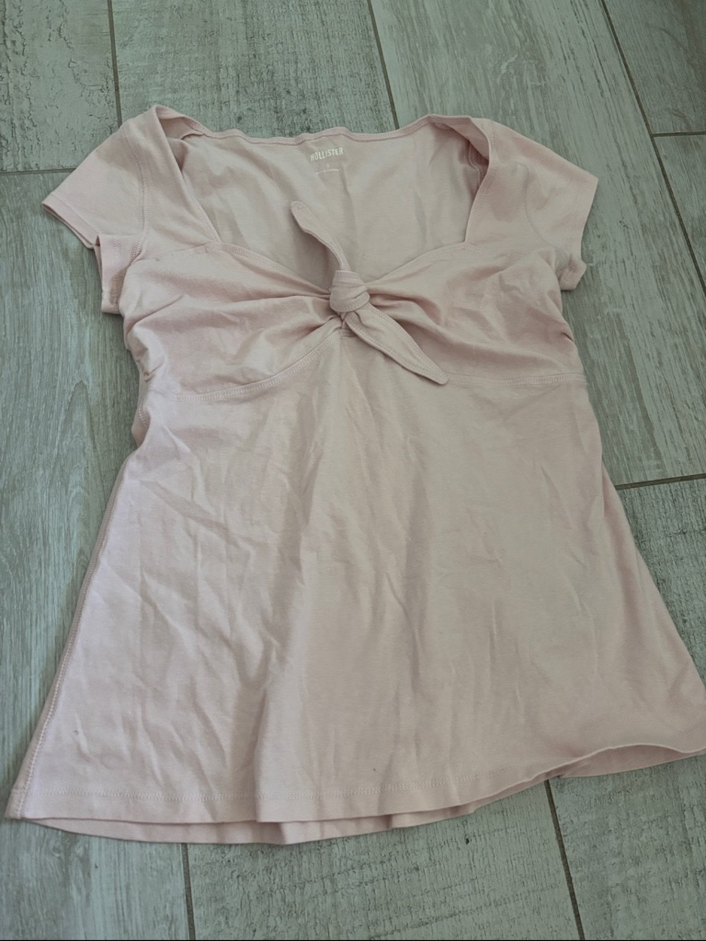 Hollister Light Pink Tie-Front Short Sleeve Camisole